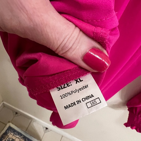 Chic Magenta Women's Blouse - Picture 5 of 5